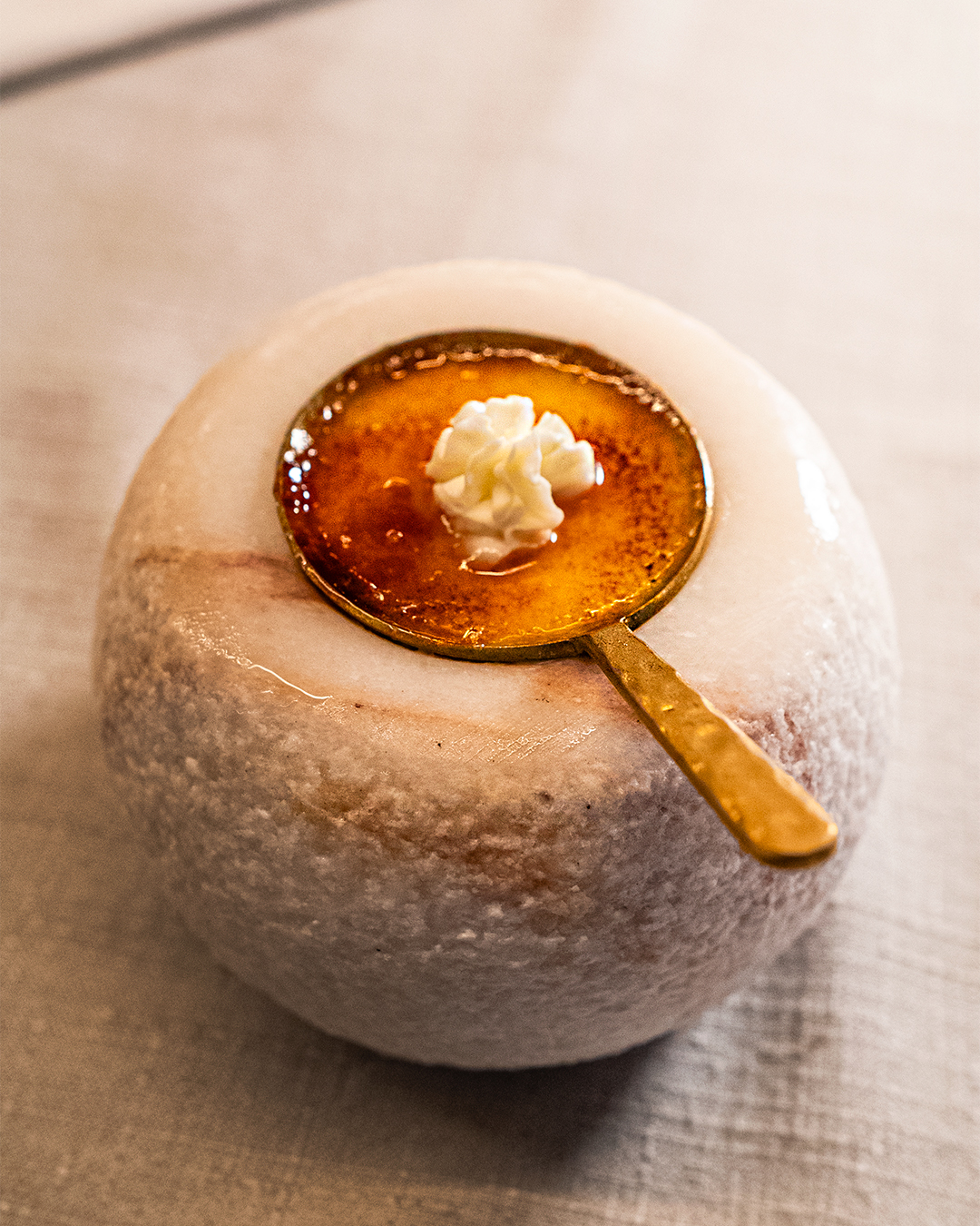 Postre del menú degustación en Albanta Cocina de Leña, Vilaboa Pontevedra