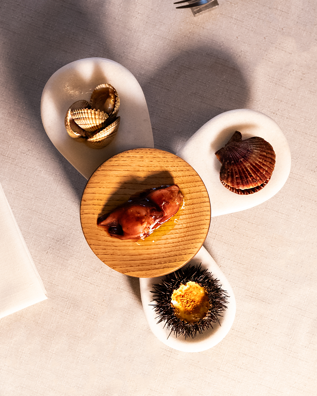 Pase Tótem del menú Materia en Albanta Cocina de Leña, Pontevedra